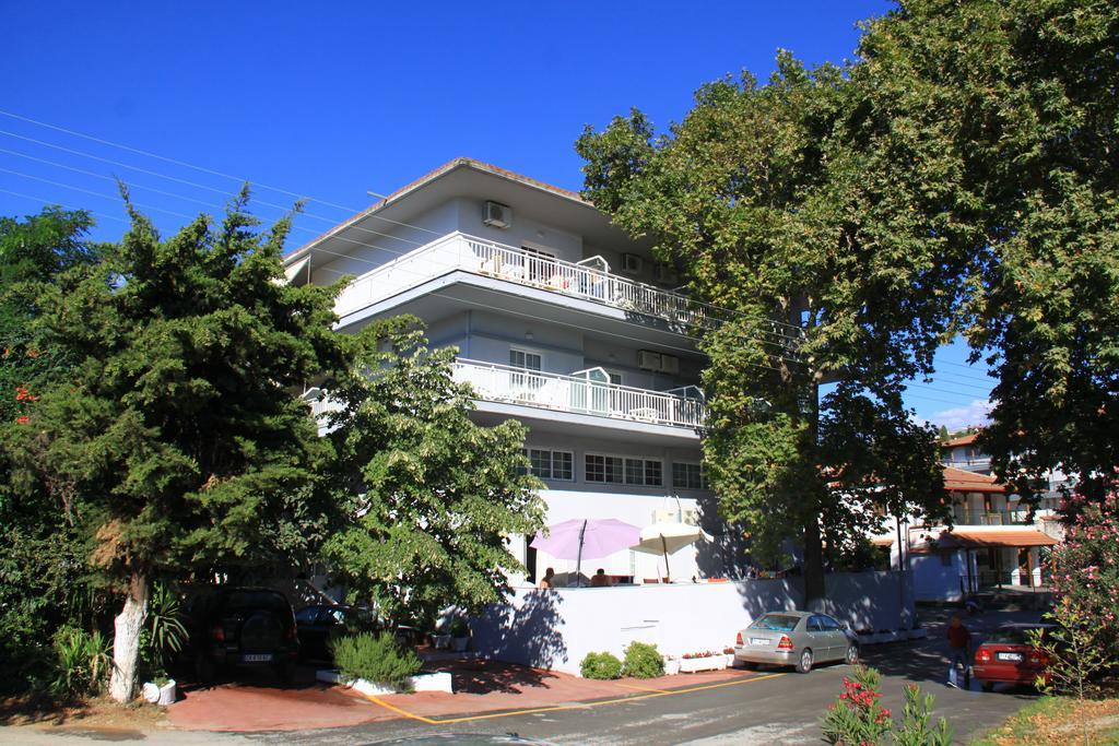 Galanis Studios And Apartments Platamonas Exterior foto