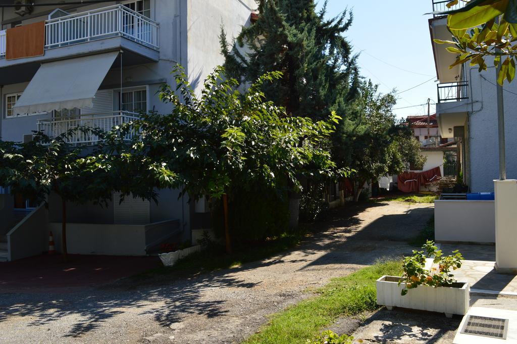 Galanis Studios And Apartments Platamonas Exterior foto
