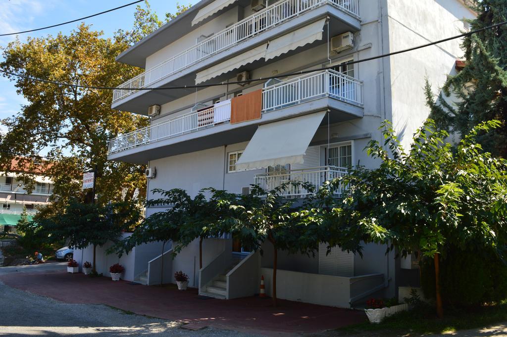 Galanis Studios And Apartments Platamonas Exterior foto