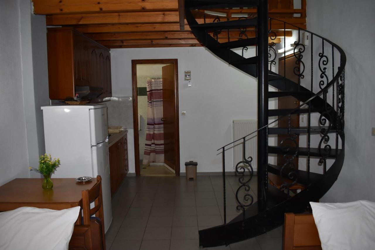 Galanis Studios And Apartments Platamonas Exterior foto